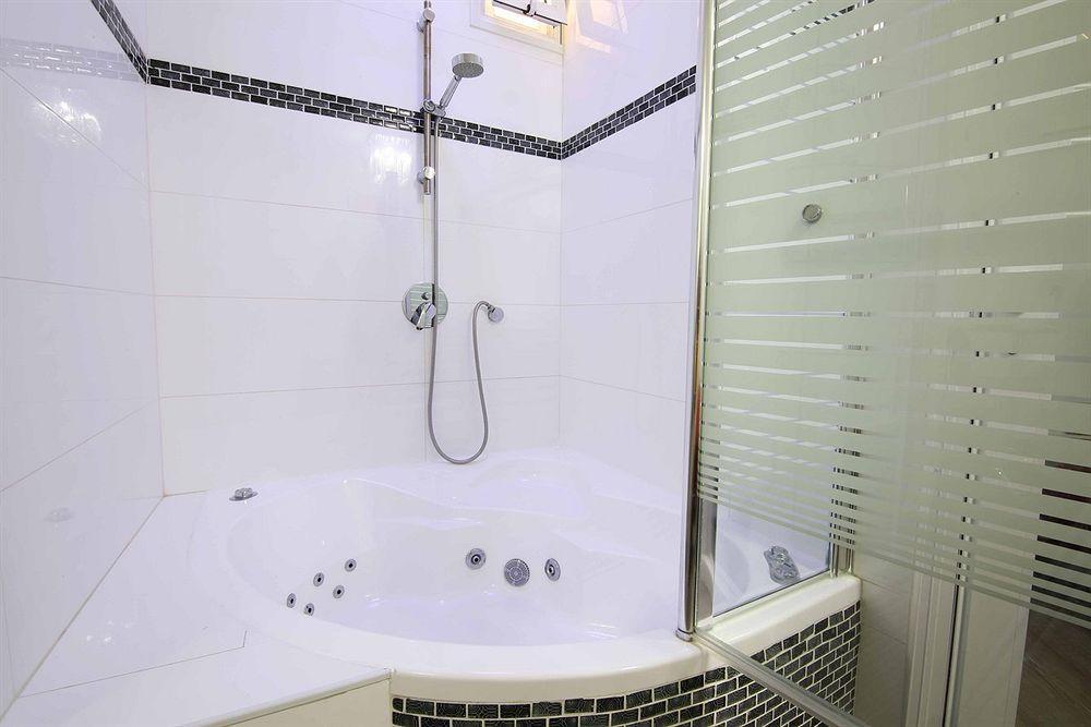 Sea Plaza Residence Хайфа Екстериор снимка